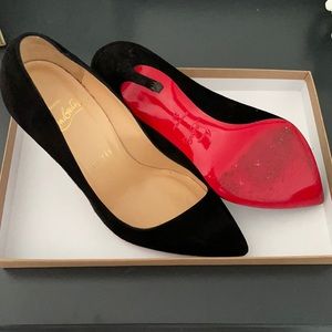 Beautiful shoes! Only wore them once!